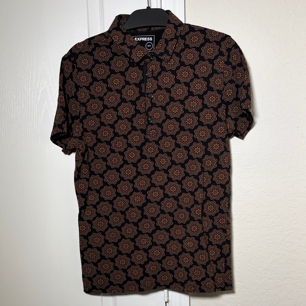 Express Men's Shirt with Black and Brown Floral Pattern - Picture 1 of 5